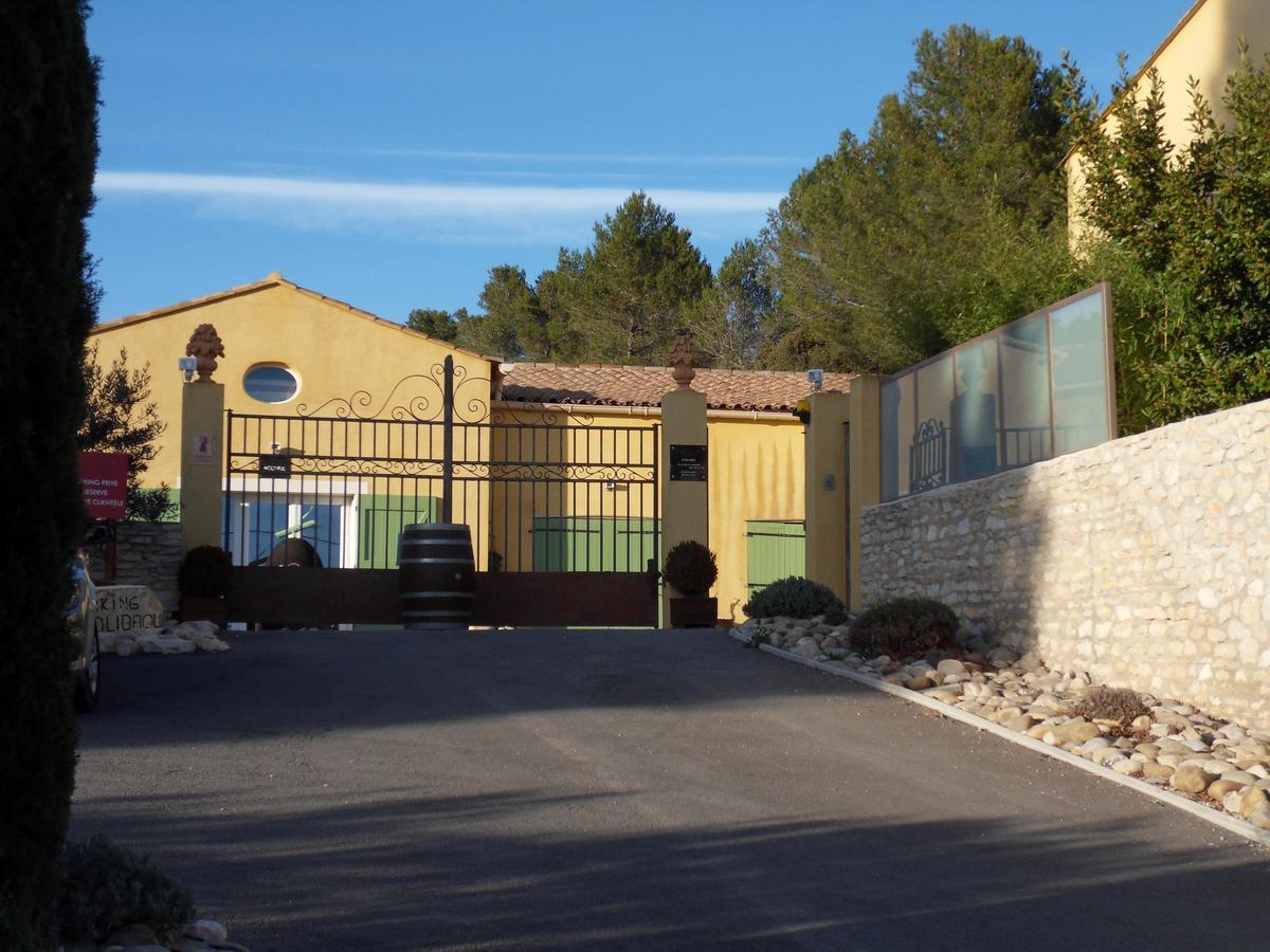 Domaine De L'Olibaou Panzió Venelles Kültér fotó