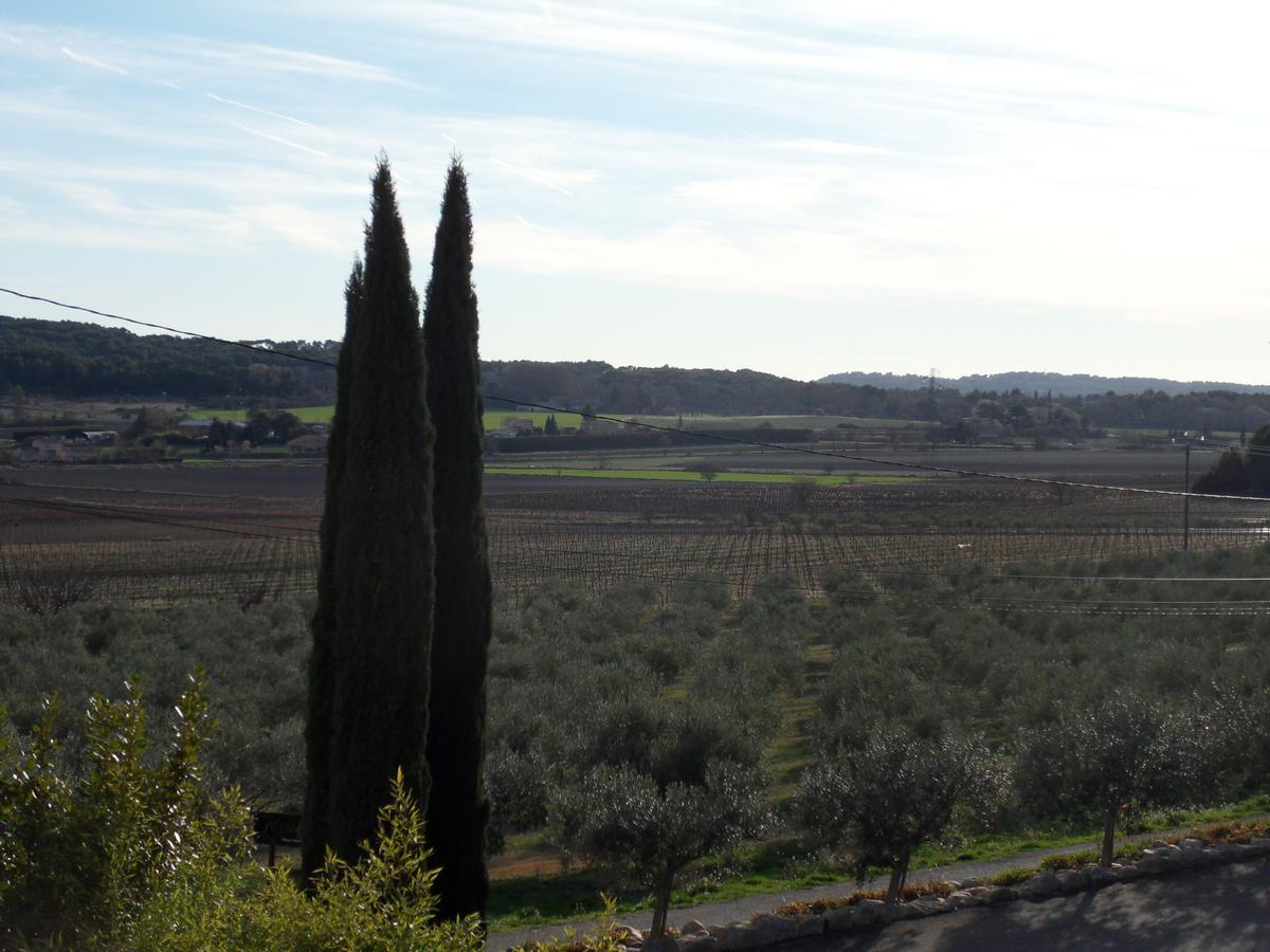 Domaine De L'Olibaou Panzió Venelles Kültér fotó